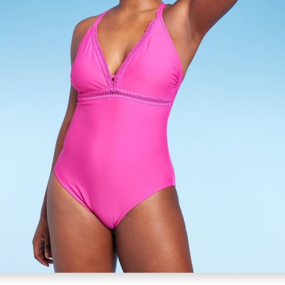 Women's Crochet Shell Stitch Medium
Coverage One Piece Swimsuit Kona Sol…